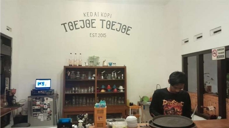 Kedai Kopi Toejoe Toejoe