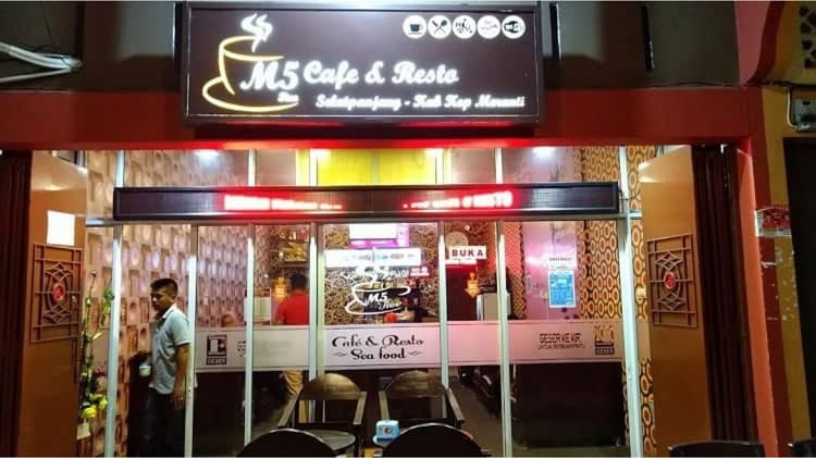 M5 Cafe & Resto Seafood