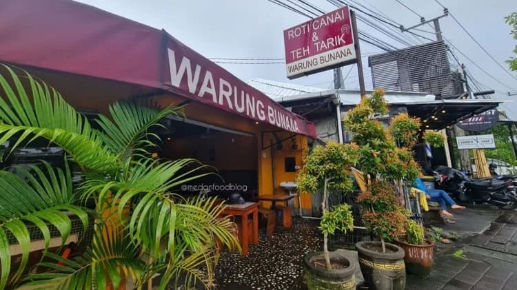 Warung Bunana Sunset Road