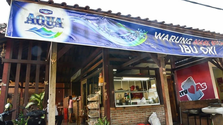 Warung Nasi Ayam Ibu Oki